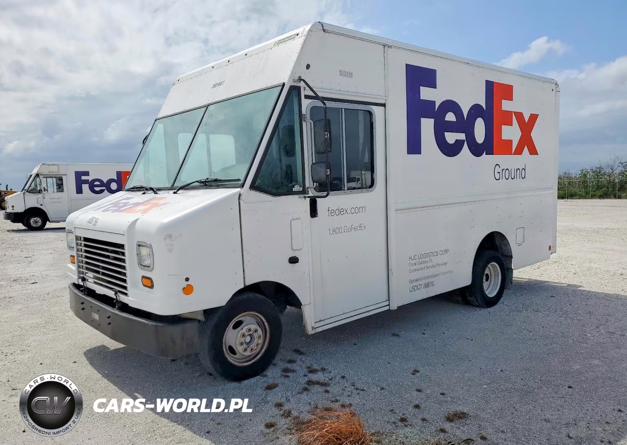 2012 Ford Econoline - Box Truck