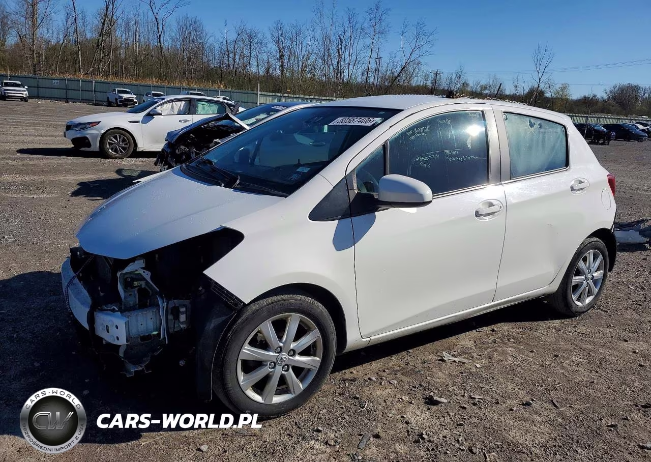 2017 Toyota Yaris 5-Door Le