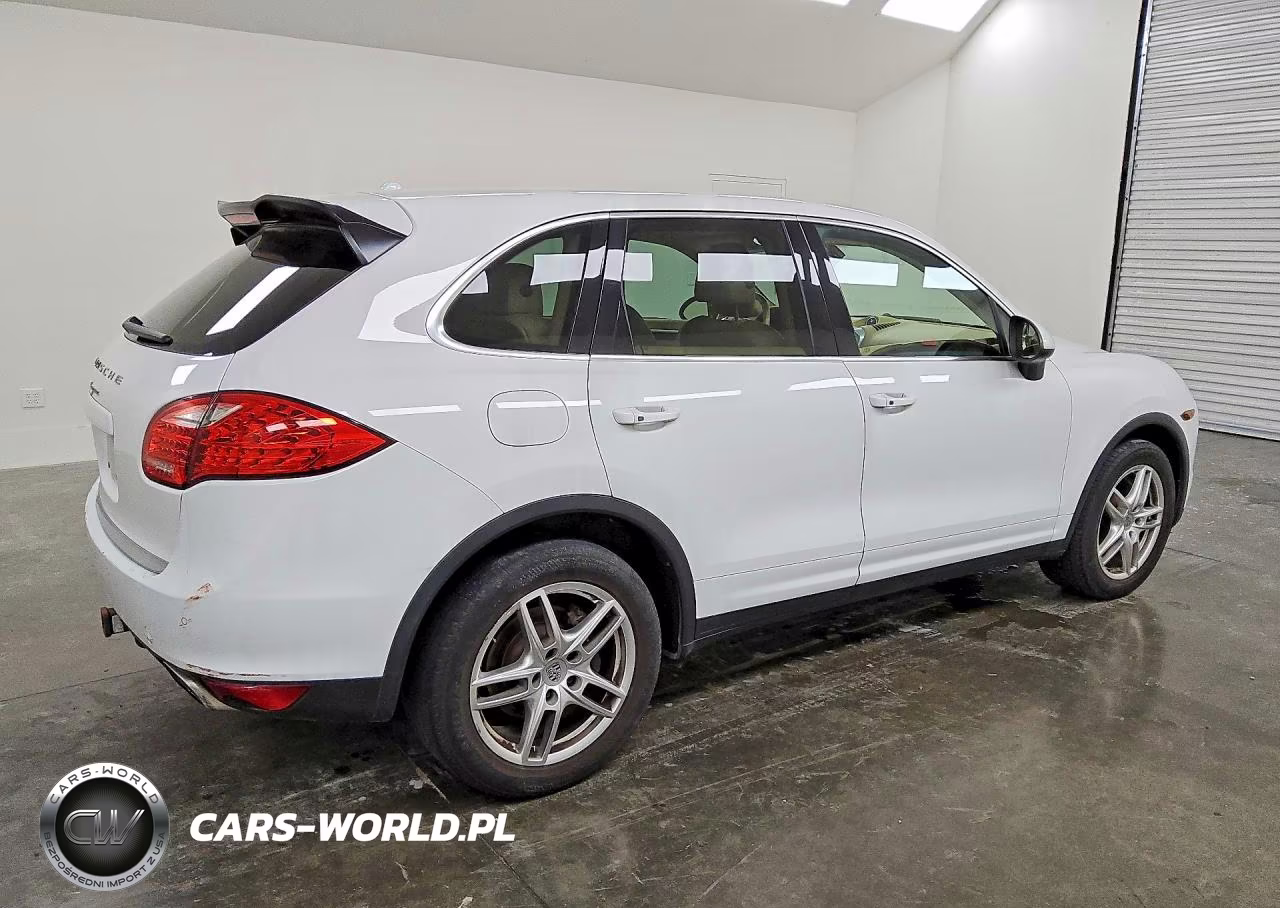 2013 Porsche Cayenne VIN:WP1AA2A23DLA19707 - 3