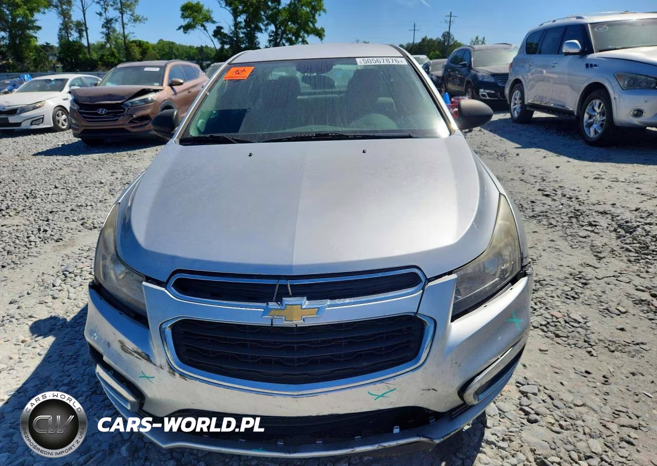 2015 Chevrolet Cruze Ls VIN:1G1PA5SHXF7267067 - 5