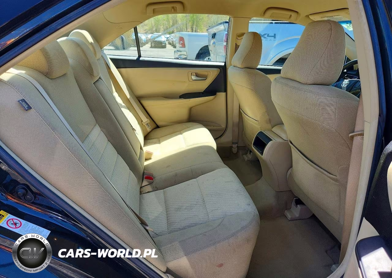 2017 Toyota Camry Le VIN:4T1BF1FK8HU786233 - 10