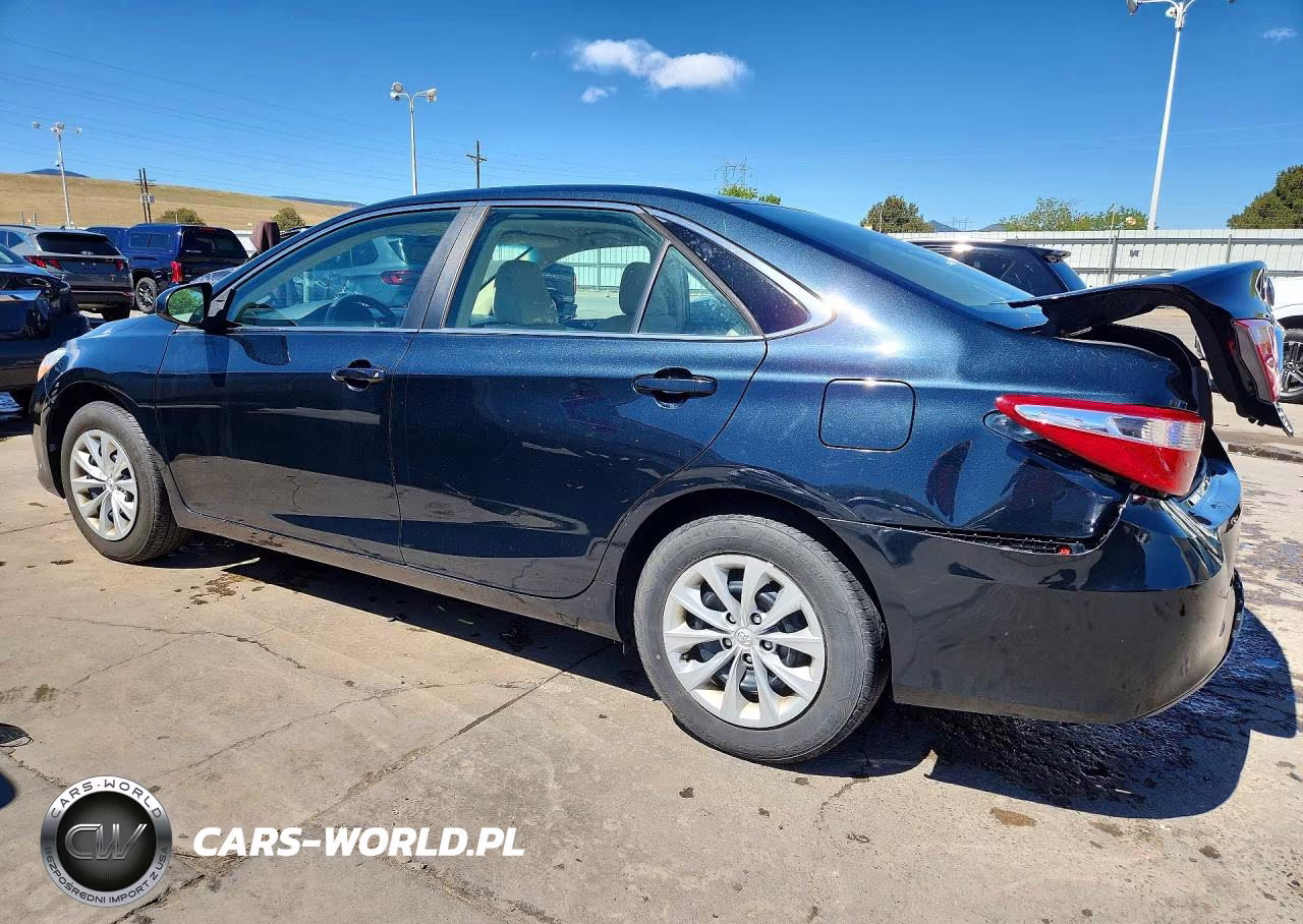 2017 Toyota Camry Le VIN:4T1BF1FK8HU786233 - 2