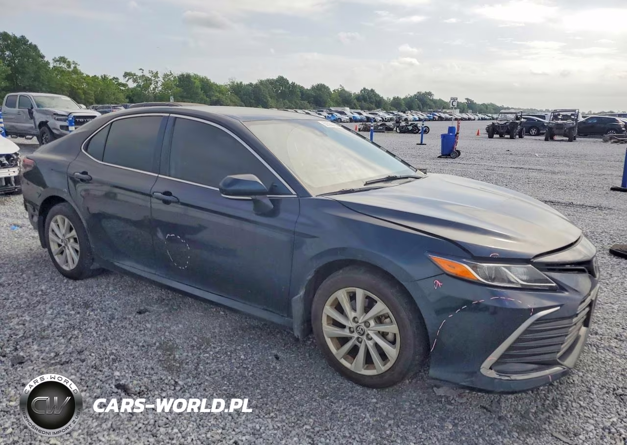 2021 Toyota Camry Le VIN:4T1C11BKXMU037940 - 4