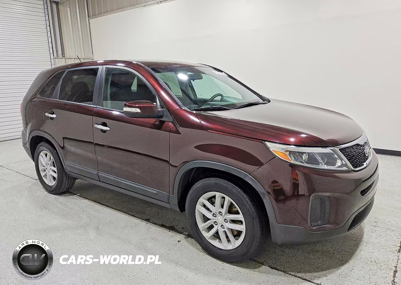 2015 Kia Sorento Lx VIN:5XYKT3A6XFG661218 - 4