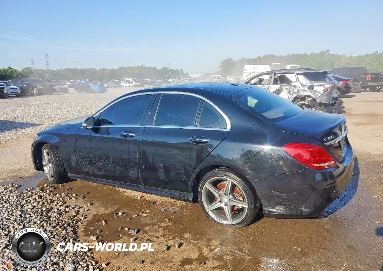 2015 Mercedes-Benz C 300 4Matic VIN:55SWF4KB8FU042911 - 2