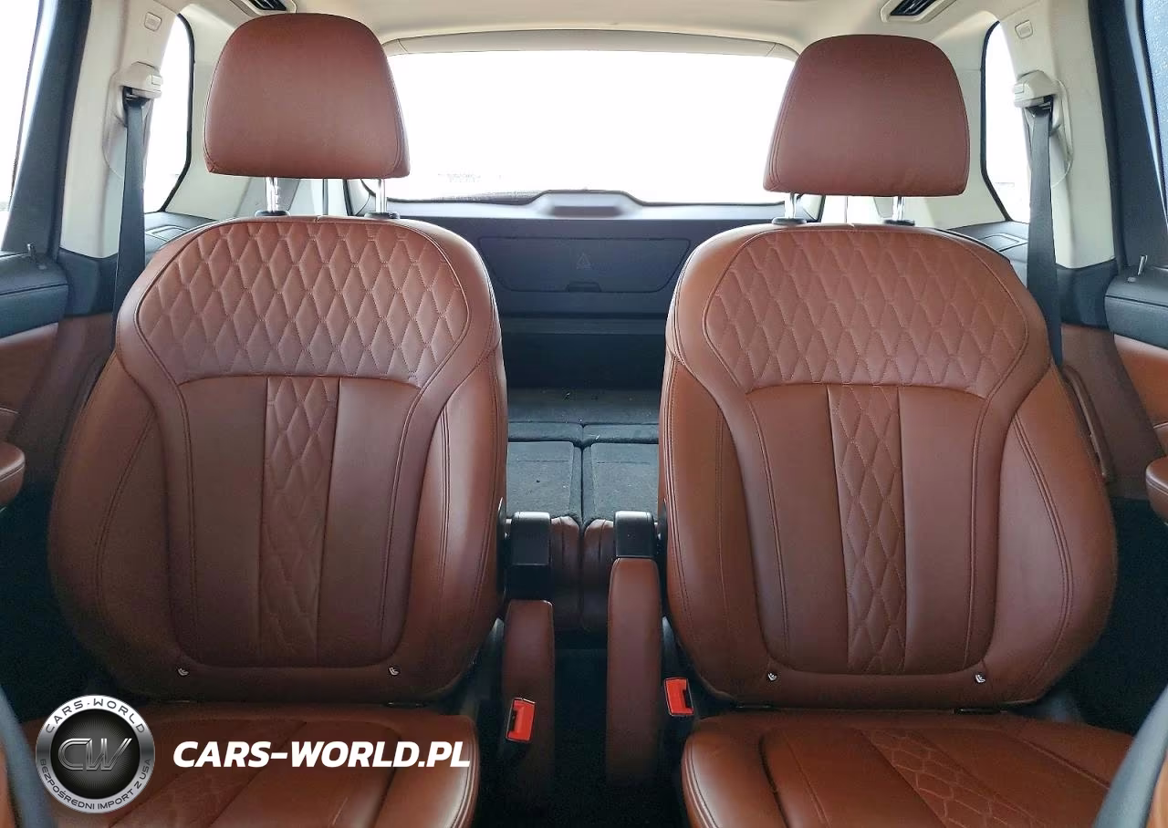 2020 BMW X7 xDrive40I VIN:5UXCW2C09L9C68792 - 10