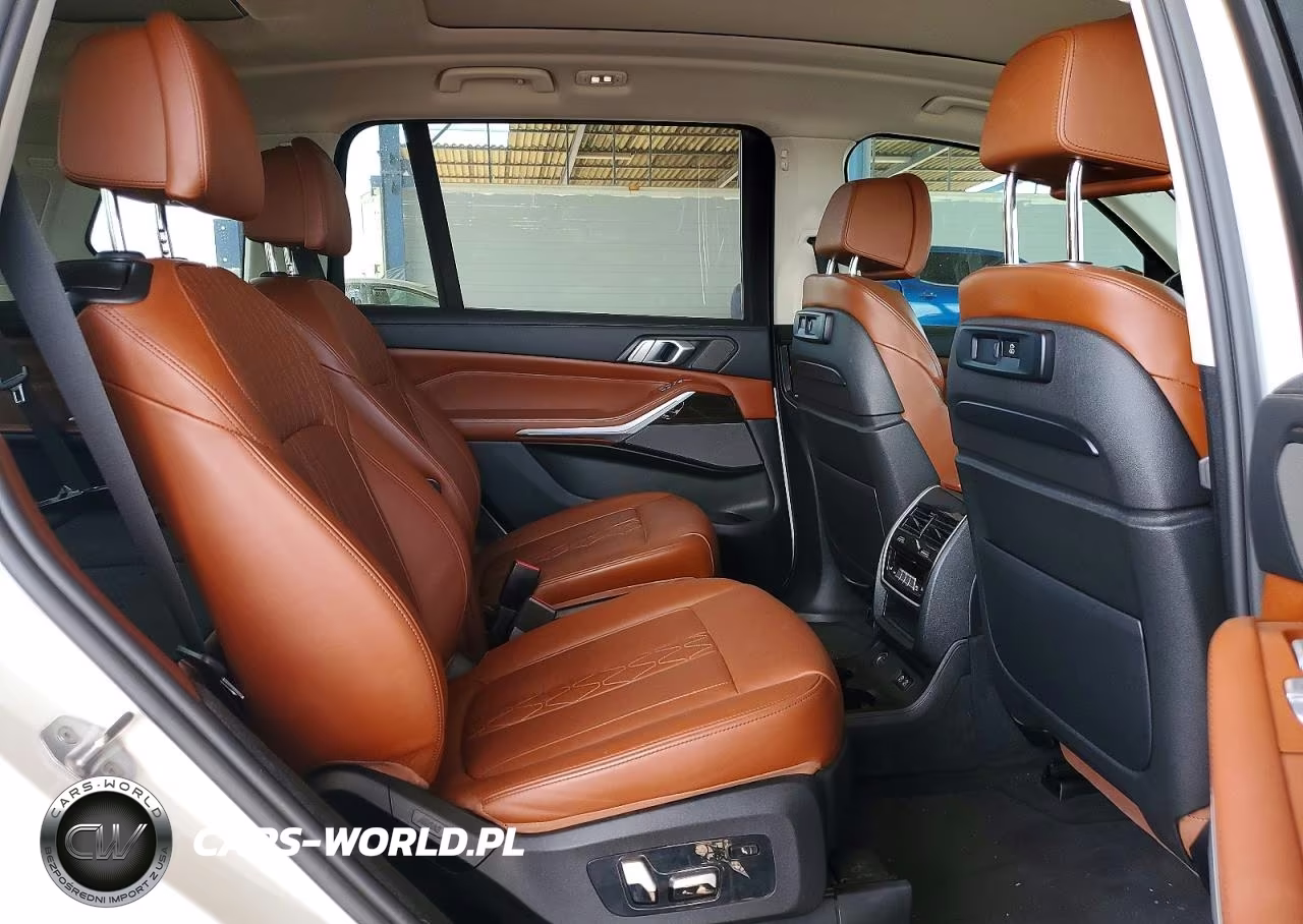 2020 BMW X7 xDrive40I VIN:5UXCW2C09L9C68792 - 11