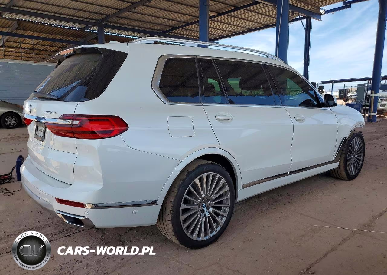 2020 BMW X7 xDrive40I VIN:5UXCW2C09L9C68792 - 3