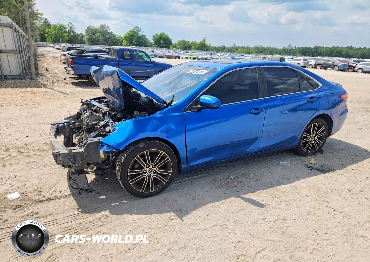 2016 Toyota Camry Special Edition – zdjęcie 1 z 12