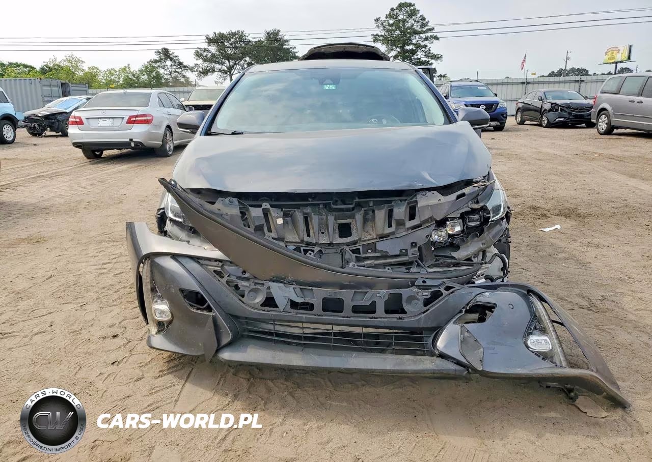 2021 Toyota Prius Prime Limited VIN:JTDKAMFP9M3166930 - 5