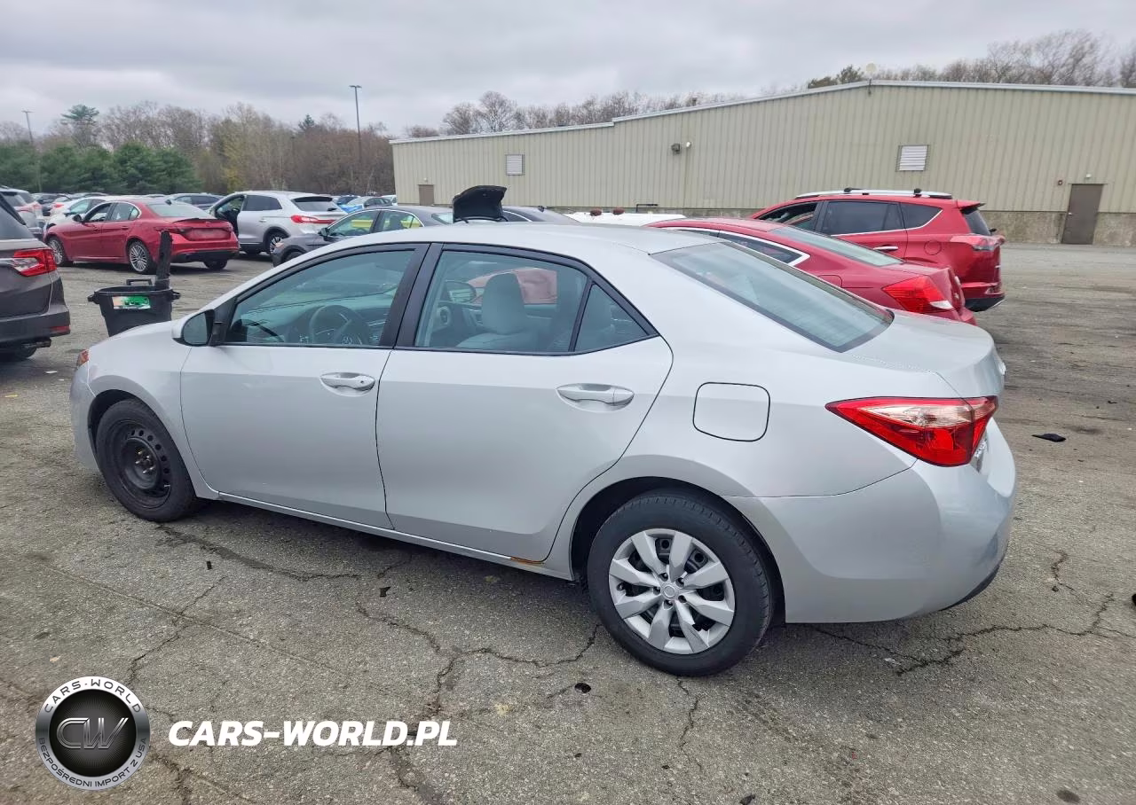 2017 Toyota Corolla Le VIN:2T1BURHE7HC832583 - 2