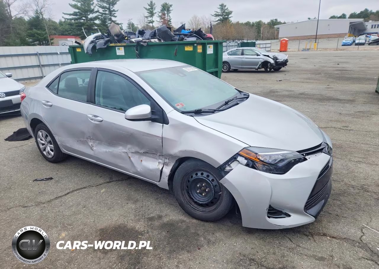2017 Toyota Corolla Le VIN:2T1BURHE7HC832583 - 4