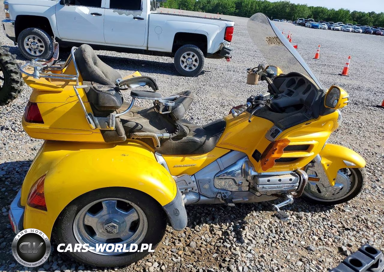 2002 Honda Gl1800