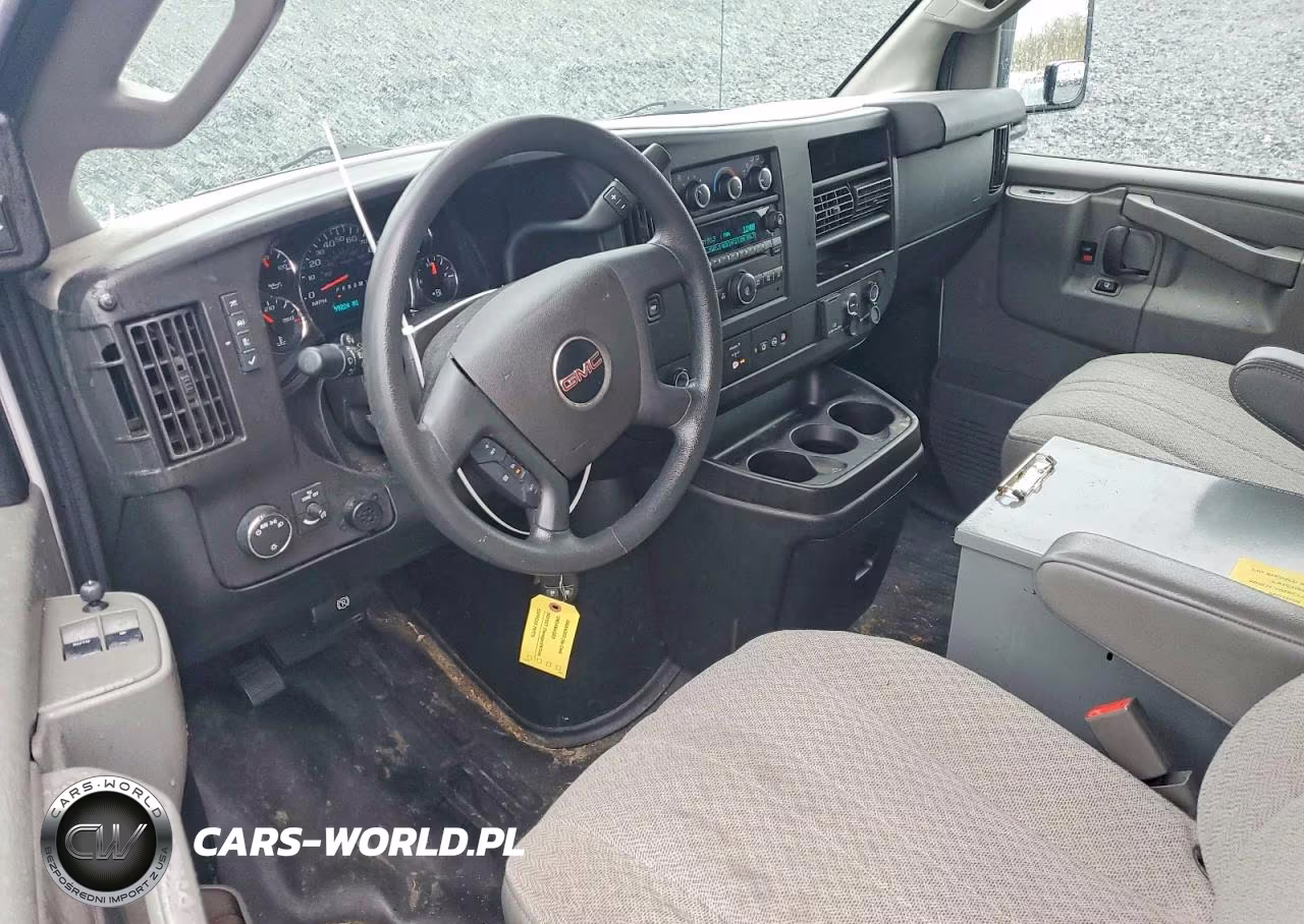 2021 GMC Savana Cutaway G3500 VIN:1GD07RF70M1211604 - 8