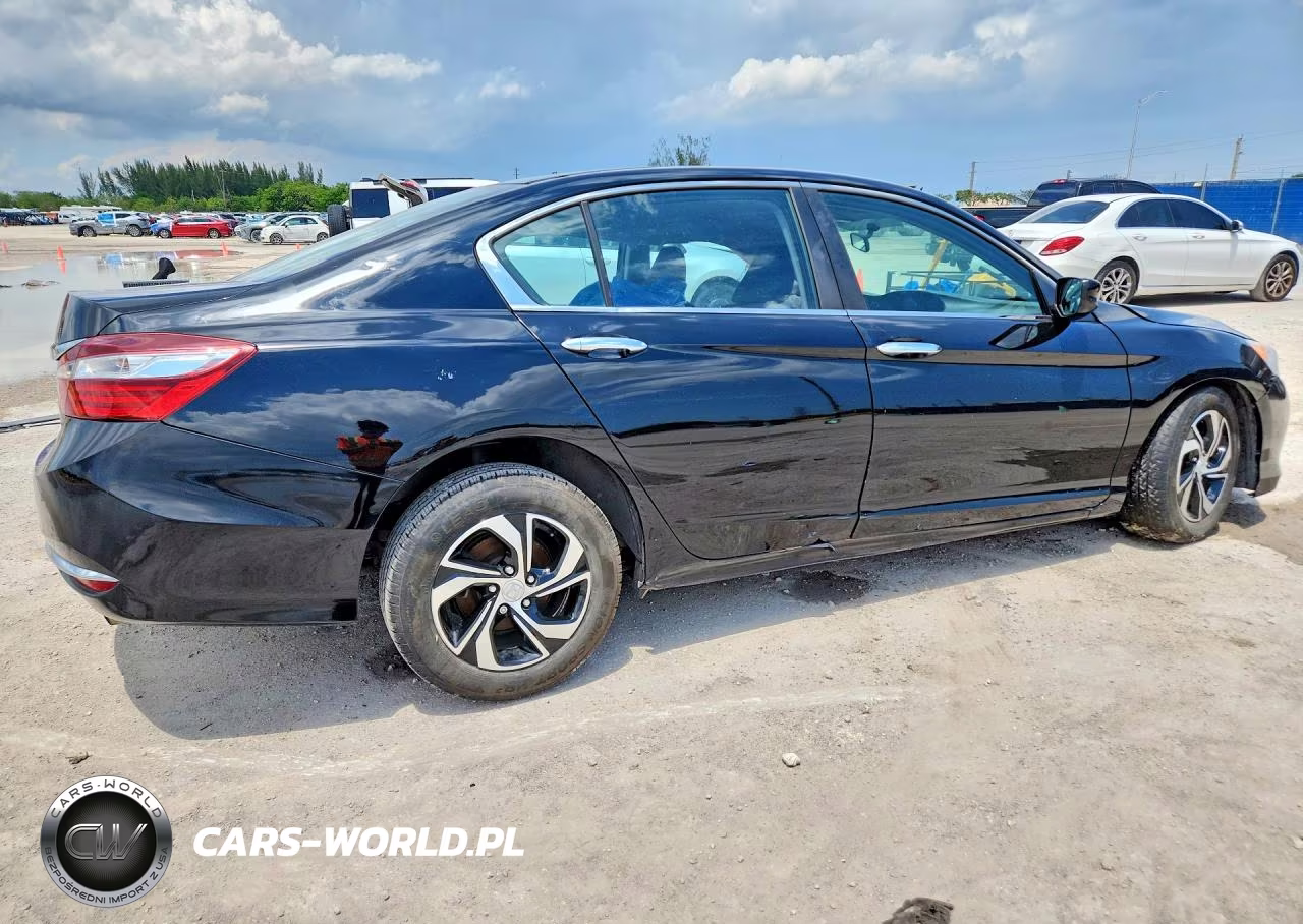 2017 Honda Accord Lx VIN:1HGCR2F36HA193455 - 3