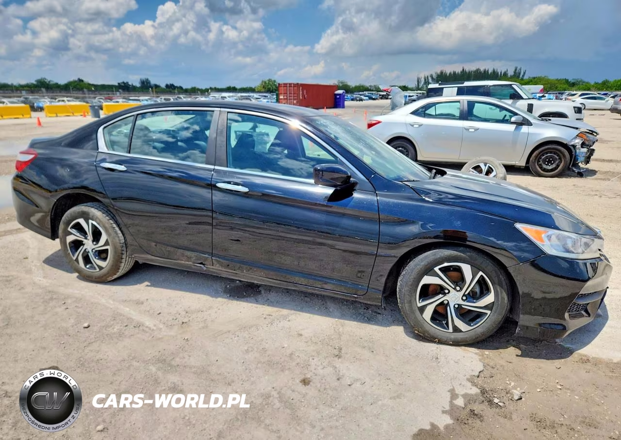 2017 Honda Accord Lx VIN:1HGCR2F36HA193455 - 4