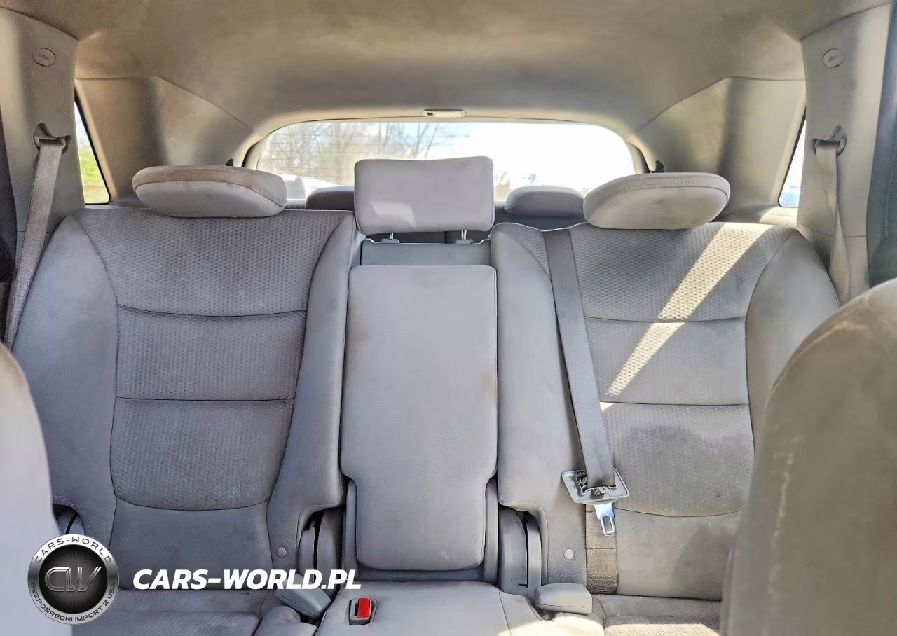 2011 Kia Sorento Lx VIN:5XYKT4A1XBG174637 - 10