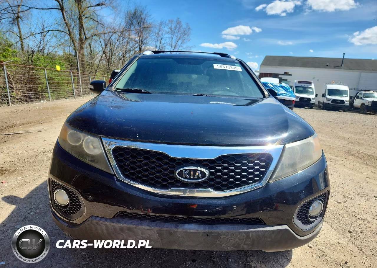 2011 Kia Sorento Lx VIN:5XYKT4A1XBG174637 - 5