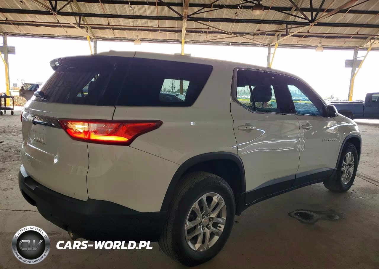2021 Chevrolet Traverse Ls VIN:1GNERFKW7MJ109353 - 3
