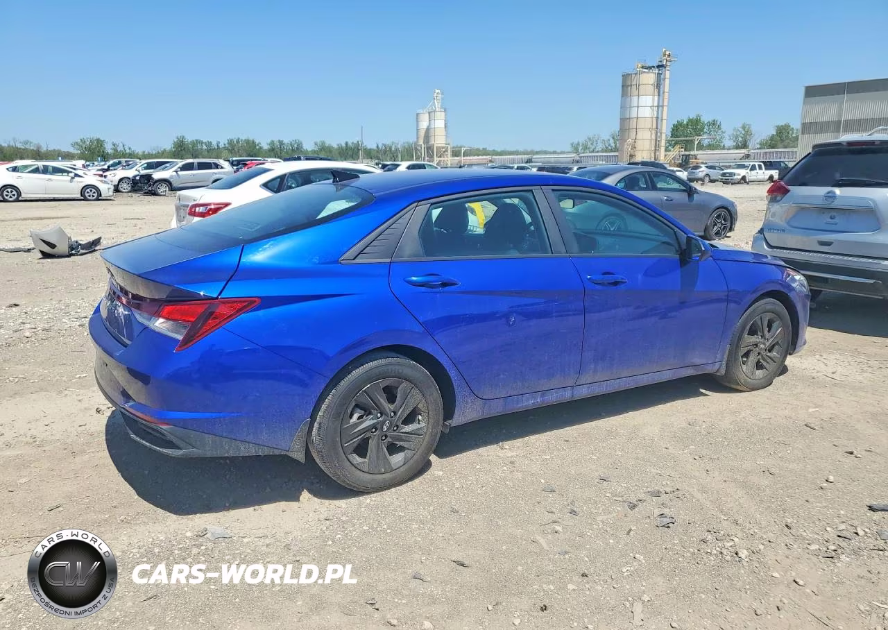 2023 Hyundai Elantra Sel VIN:KMHLM4AG8PU437151 - 3