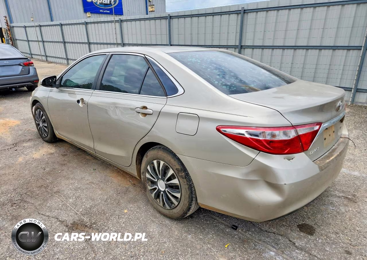 2015 Toyota Camry Le VIN:4T1BF1FK8FU049093 - 2