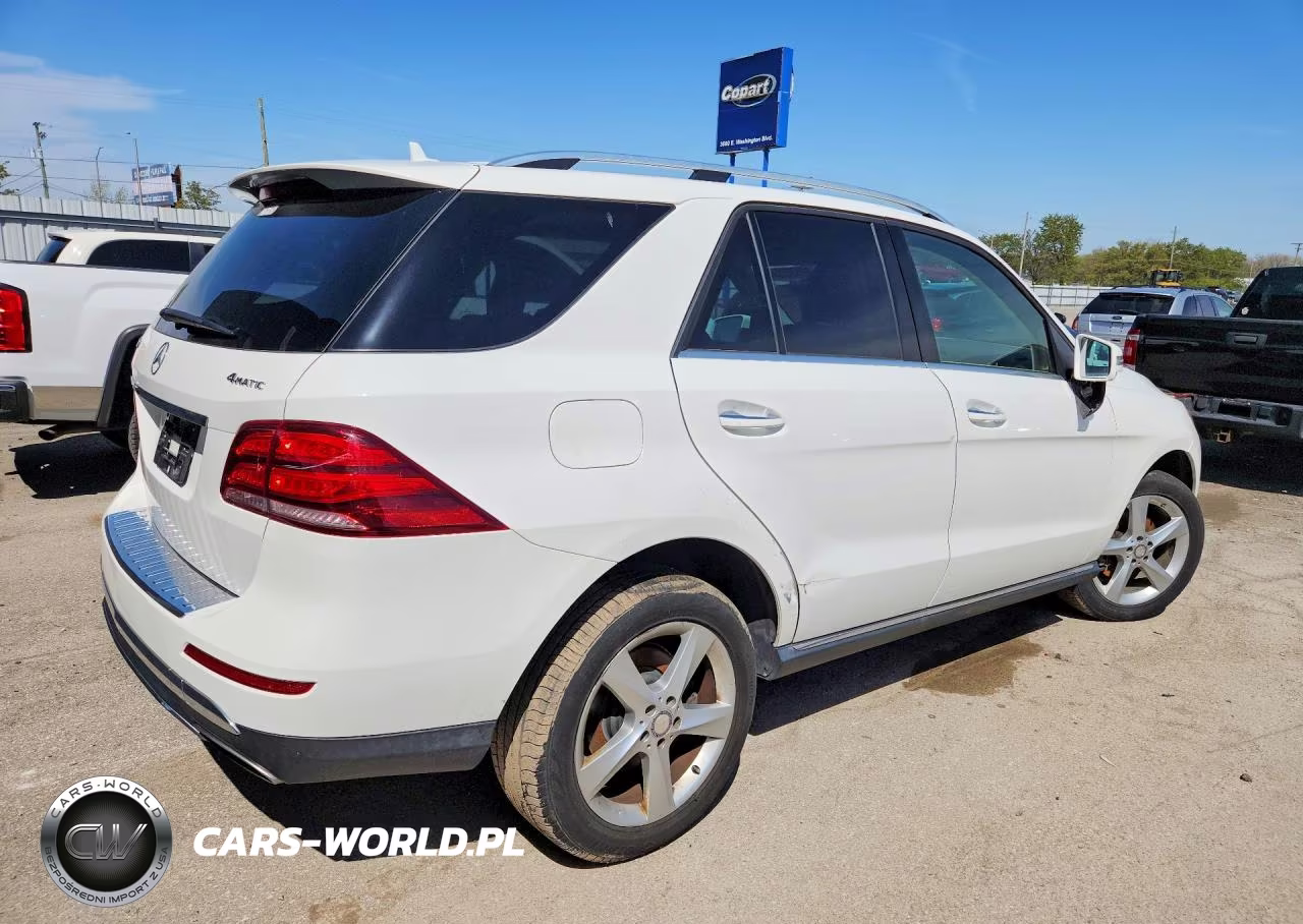 2017 Mercedes-Benz Gle 350 4Matic VIN:4JGDA5HB5HA816544 - 3