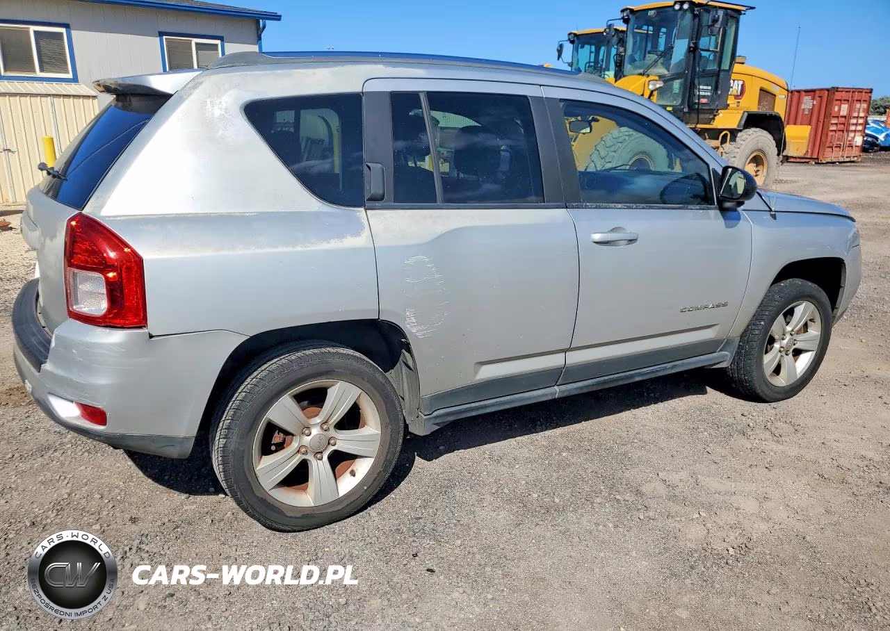 2013 Jeep Compass Sport VIN:1C4NJDBB7DD177345 - 3