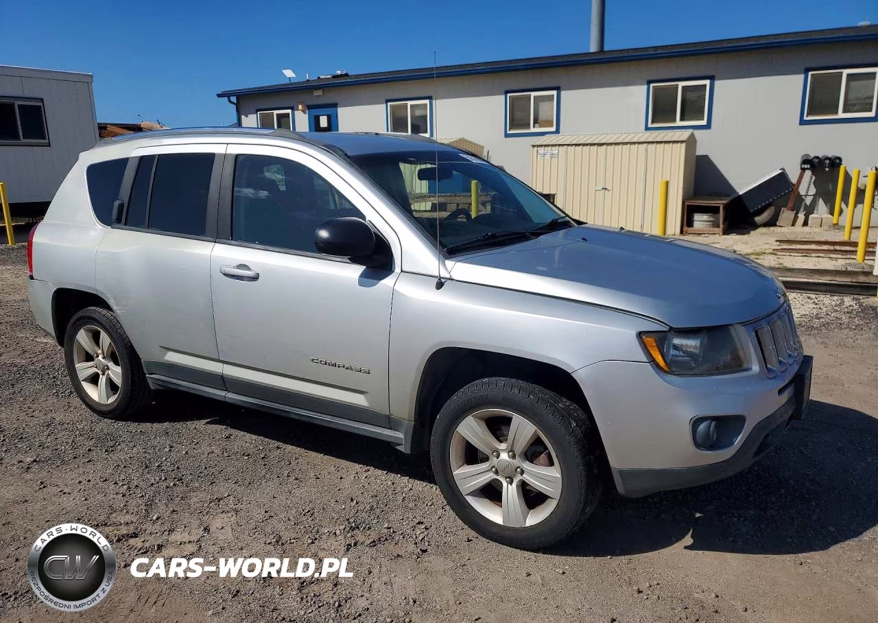 2013 Jeep Compass Sport VIN:1C4NJDBB7DD177345 - 4