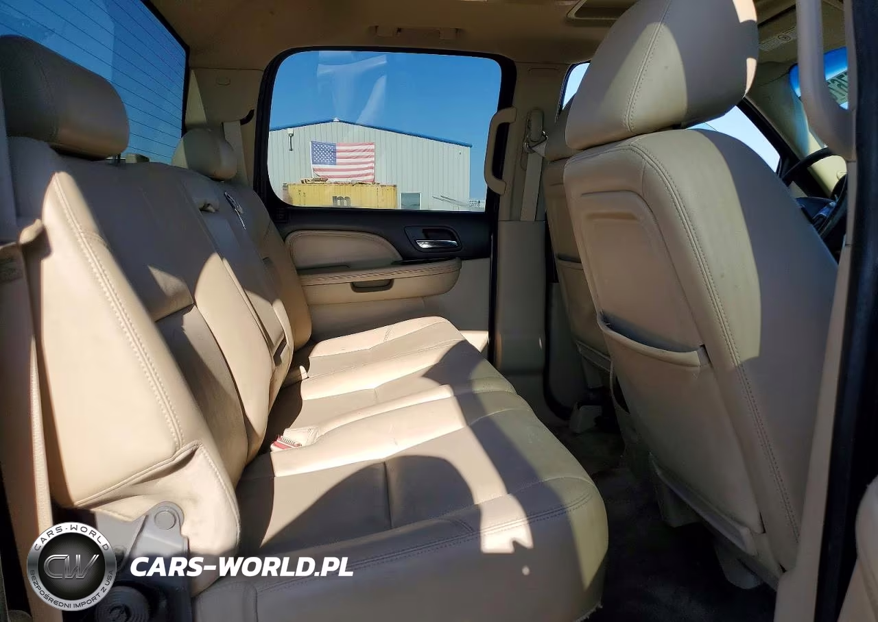 2014 GMC Sierra K2500 Denali VIN:1GT125E89EF151403 - 10