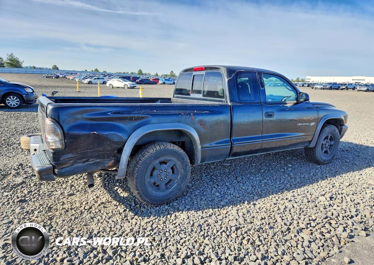 2002 Dodge Dakota Base VIN:1B7GL12XX2S519988 - 3