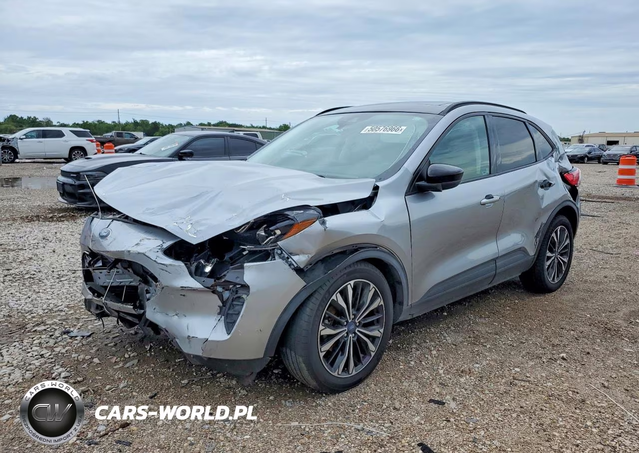 2021 Ford Escape Se