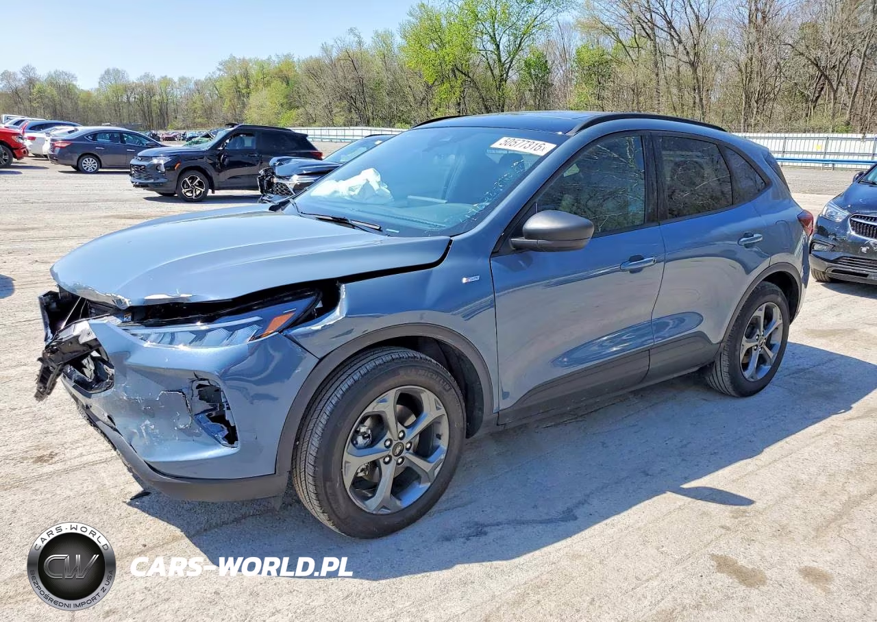 2025 Ford Escape St Line