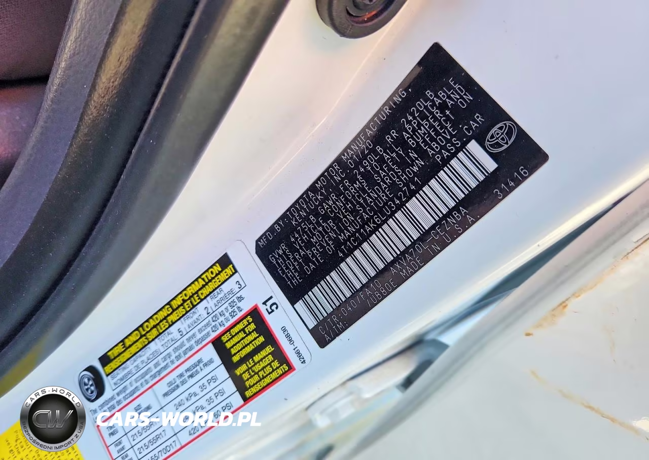 2020 Toyota Camry Le VIN:4T1C11AK6LU342741 - 12
