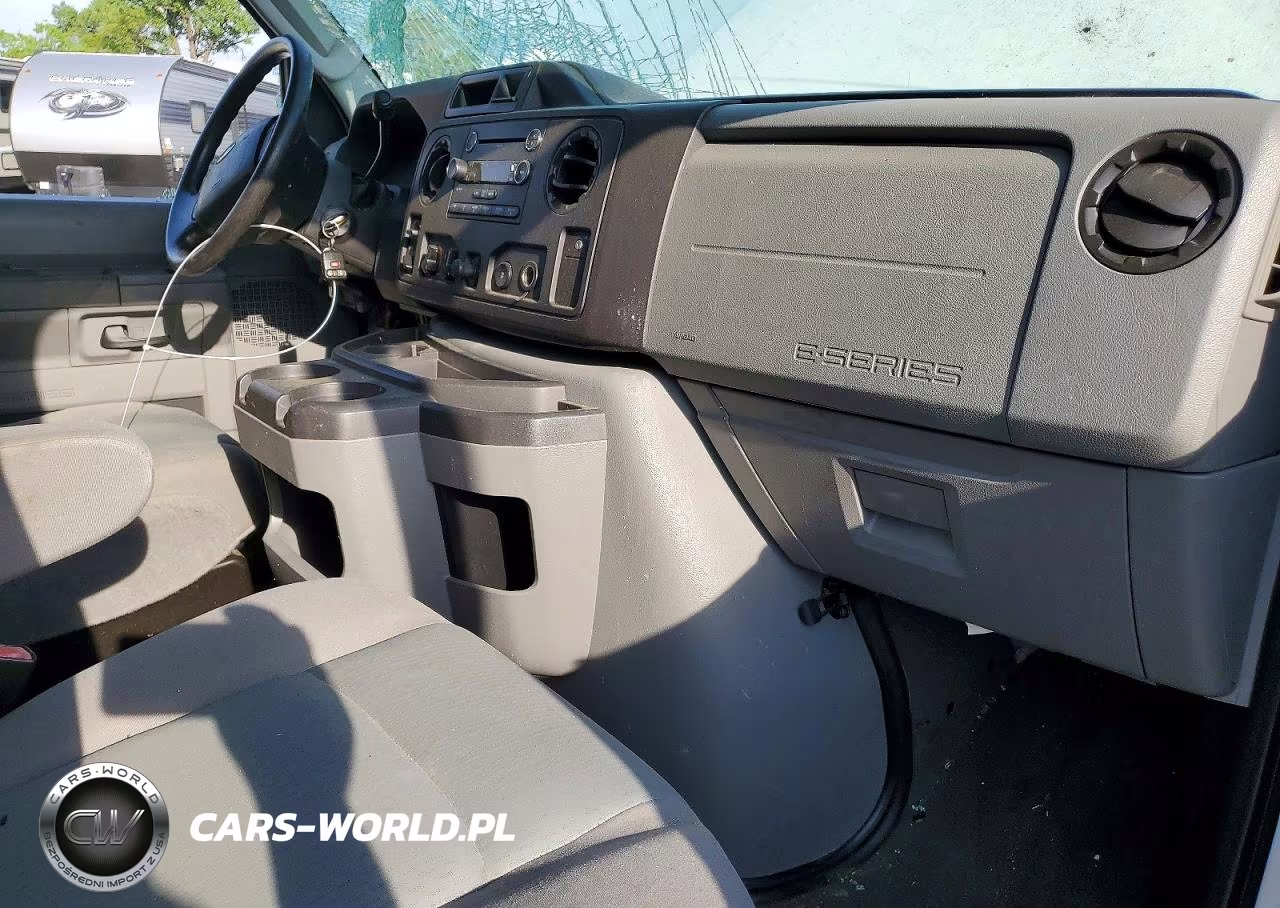 2010 Ford Econoline E350 Super Duty Wagon VIN:1FBSS3BL5ADA44571 - 8