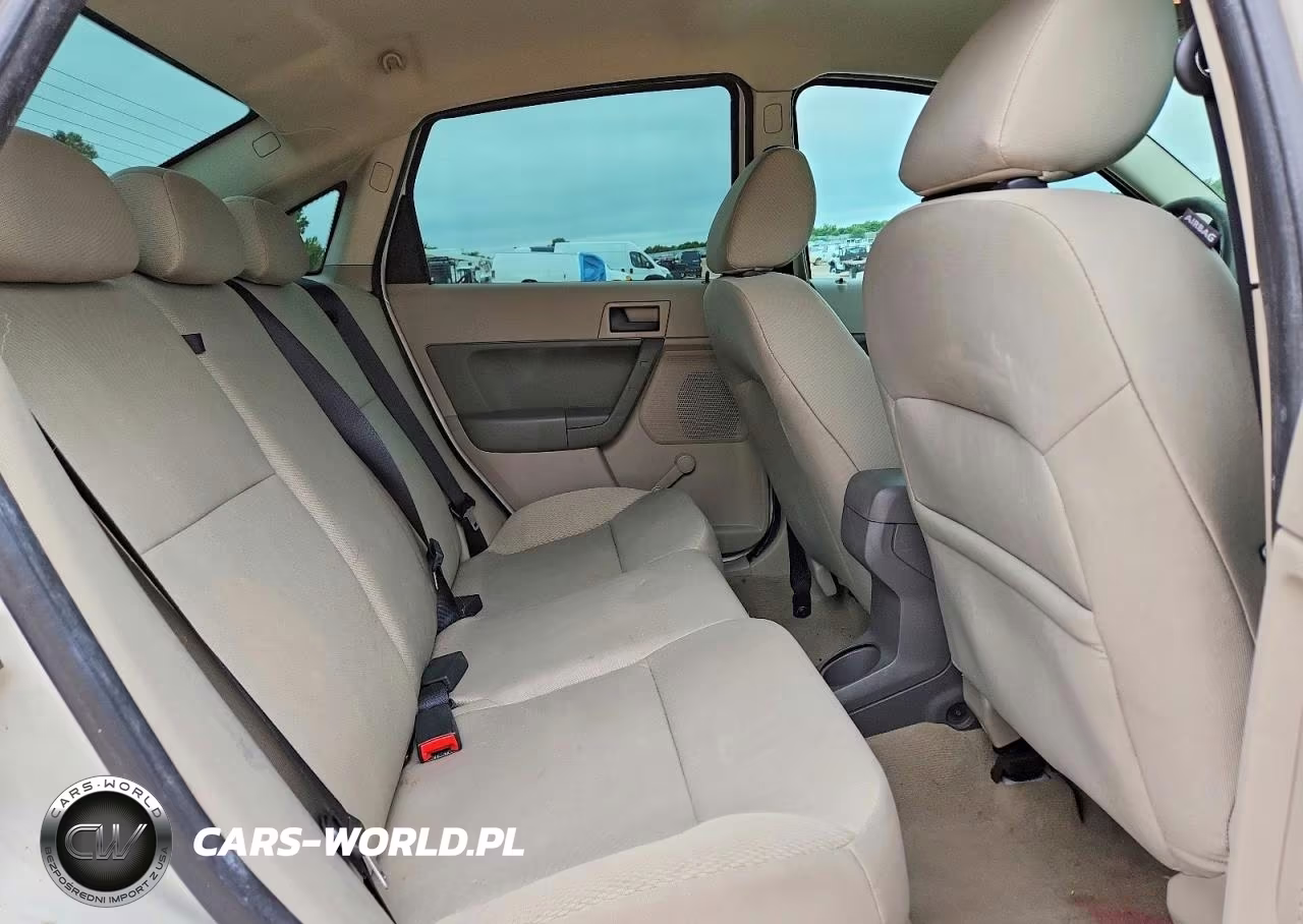 2010 Ford Focus S VIN:1FAHP3EN0AW240187 - 10
