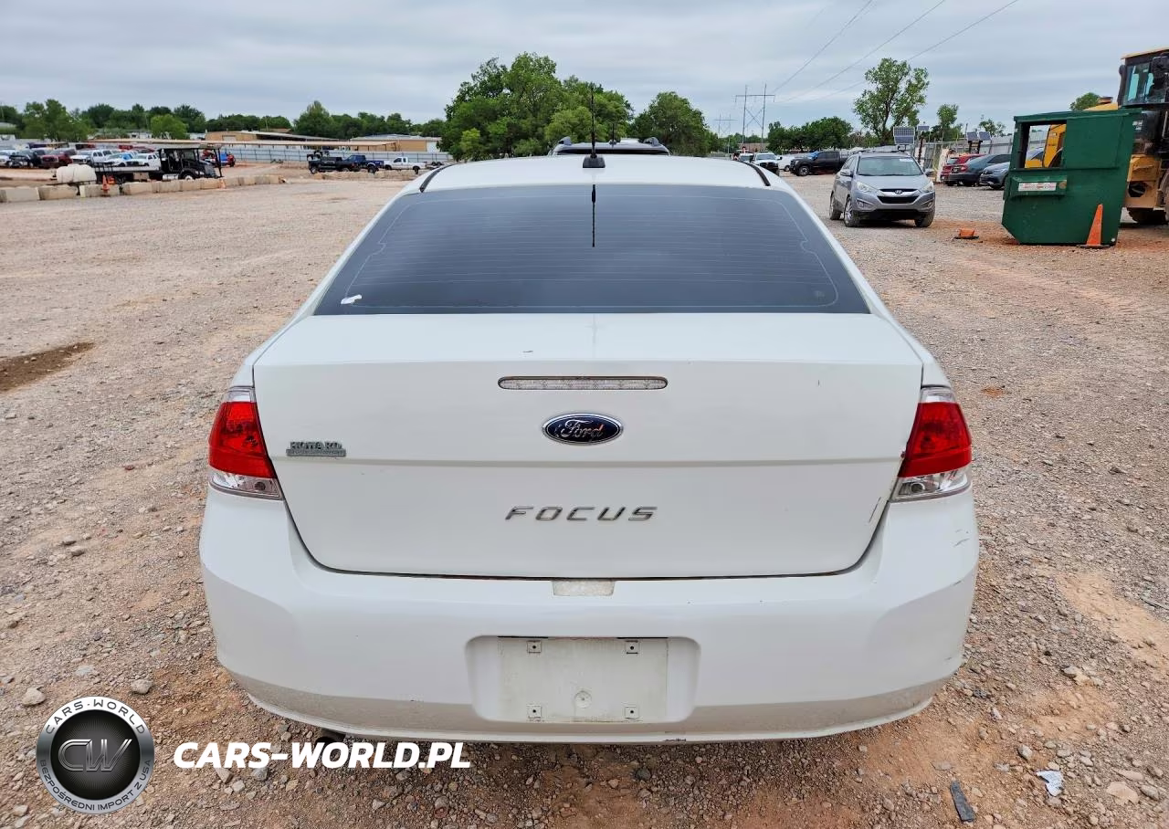 2010 Ford Focus S VIN:1FAHP3EN0AW240187 - 6