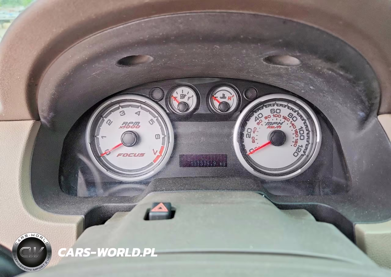 2010 Ford Focus S VIN:1FAHP3EN0AW240187 - 9