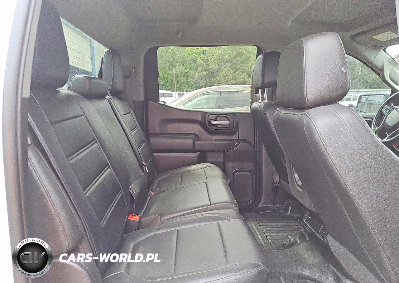 2019 Chevrolet Silverado K1500 VIN:1GCPYAEH6KZ357449 - 10