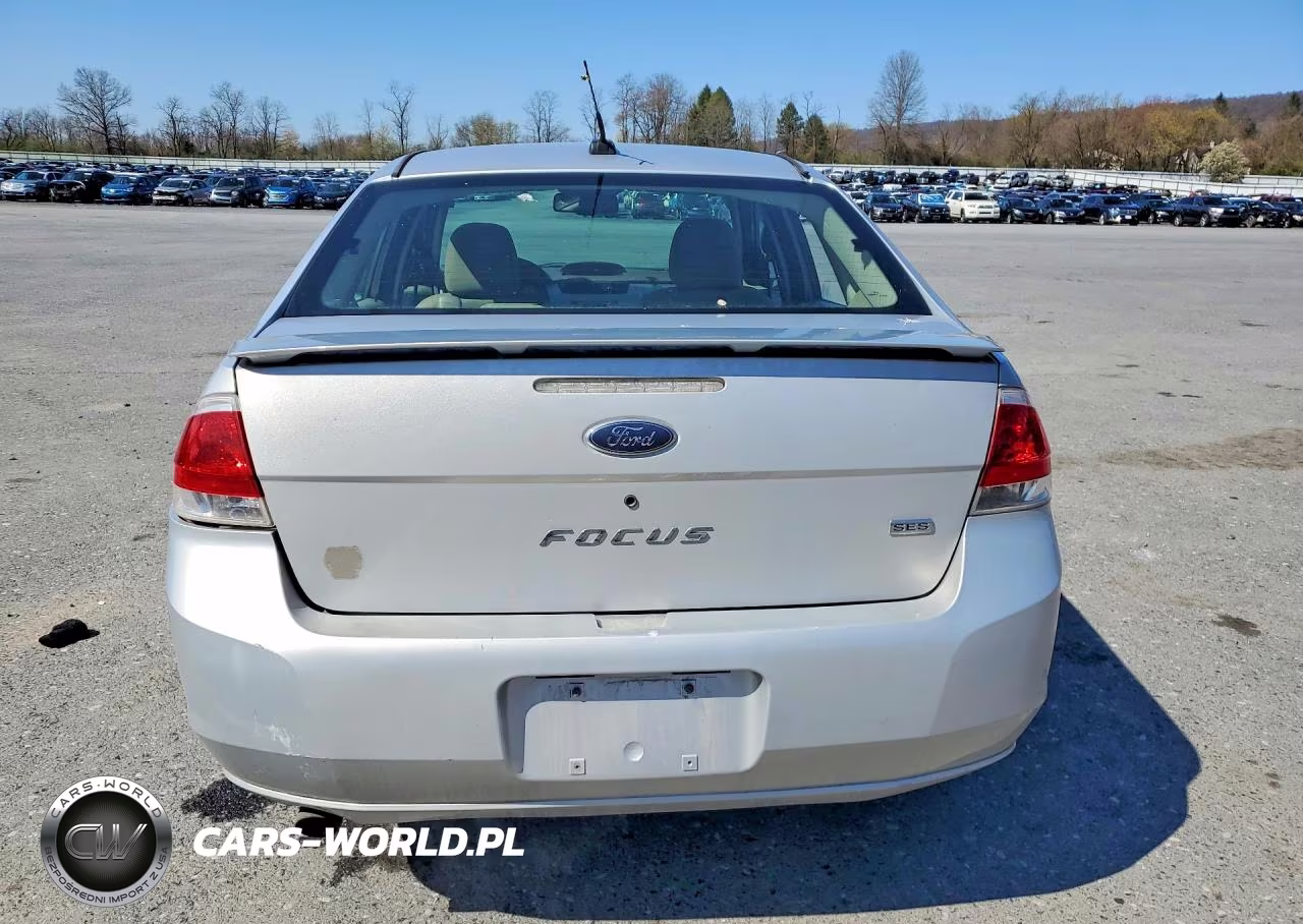 2008 Ford Focus Se VIN:1FAHP35N28W259401 - 6