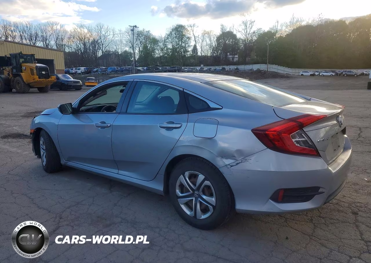 2018 Honda Civic Lx VIN:2HGFC2F52JH588059 - 2