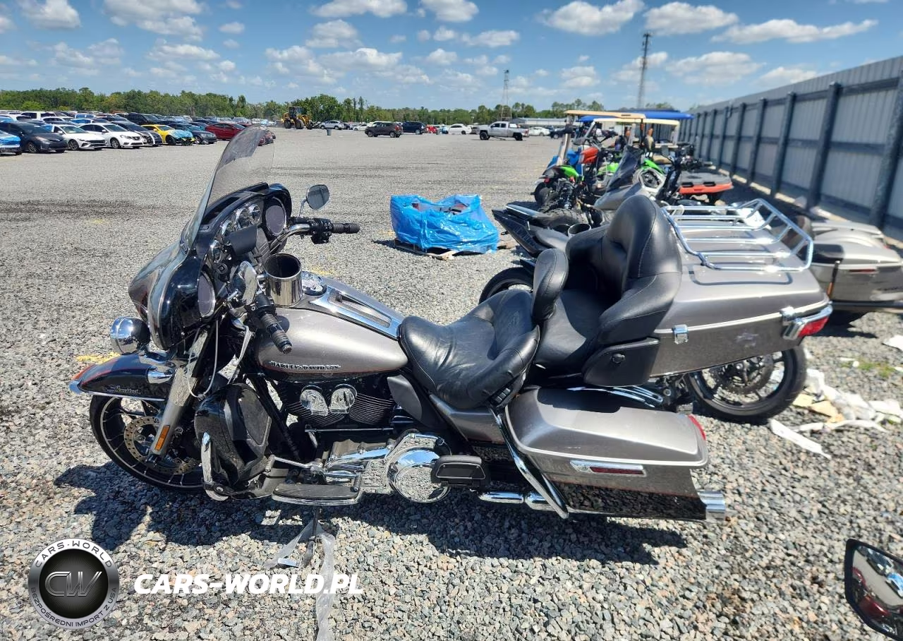 2016 Harley-Davidson Flhtk Ultra Limited VIN:1HD1KEL1XGB604846 - 3
