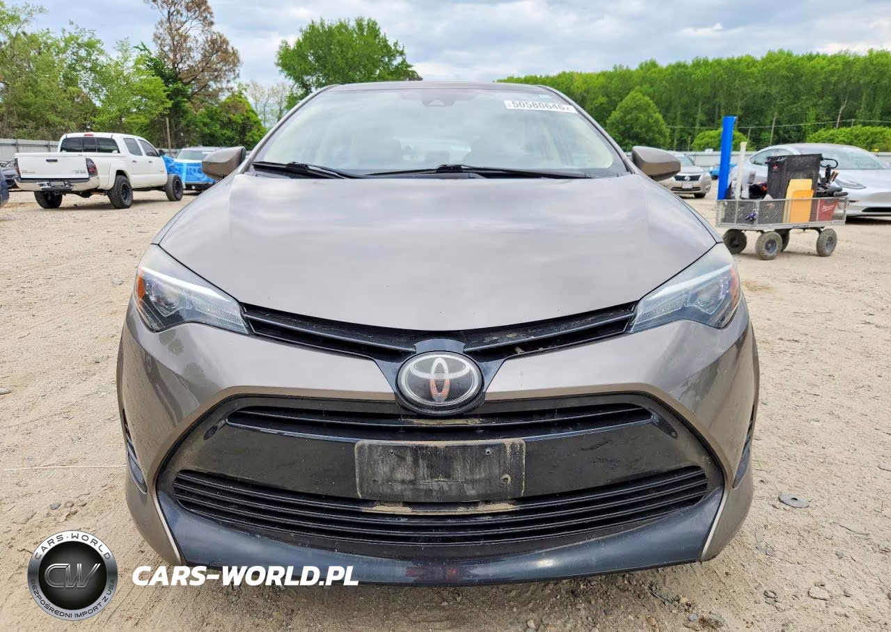 2017 Toyota Corolla Le VIN:5YFBURHE1HP736951 - 5