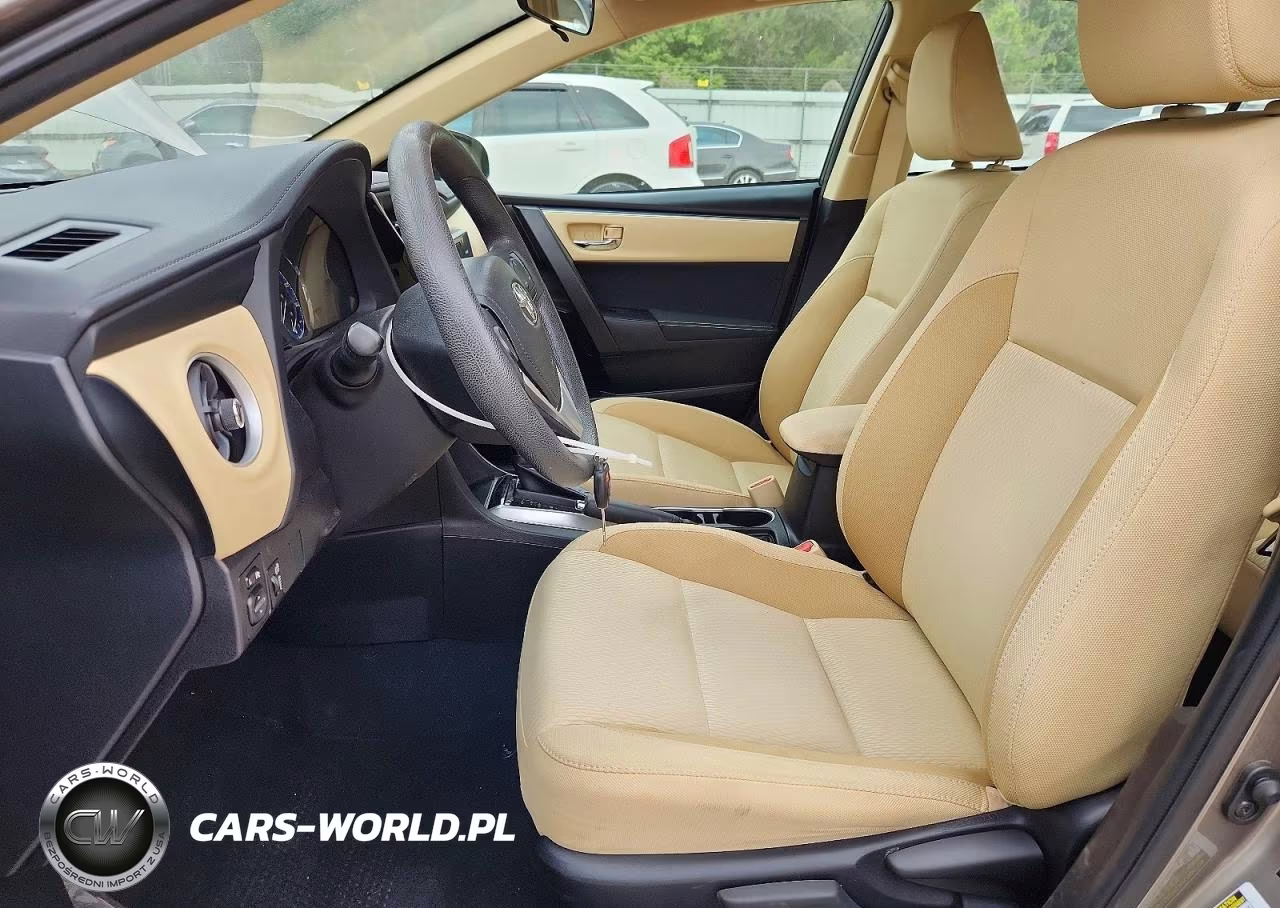 2017 Toyota Corolla Le VIN:5YFBURHE1HP736951 - 7