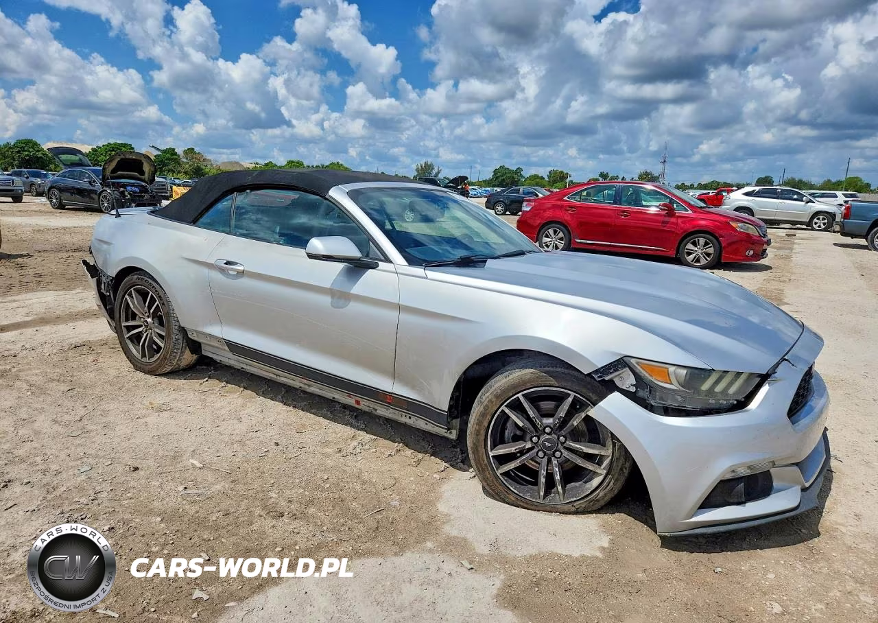 2016 Ford Mustang VIN:1FATP8UH9G5328785 - 4