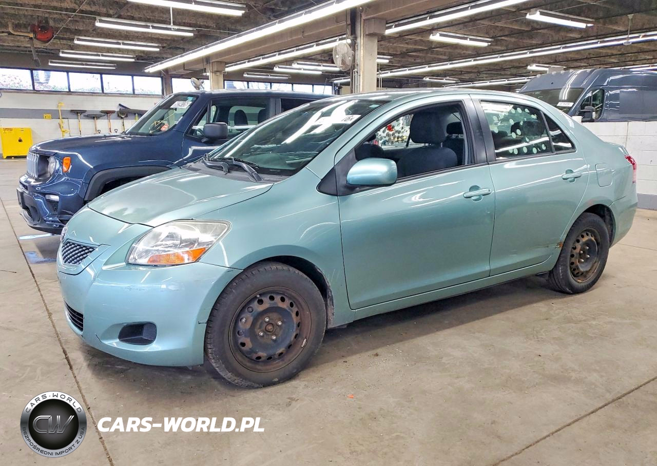 2010 Toyota Yaris Base