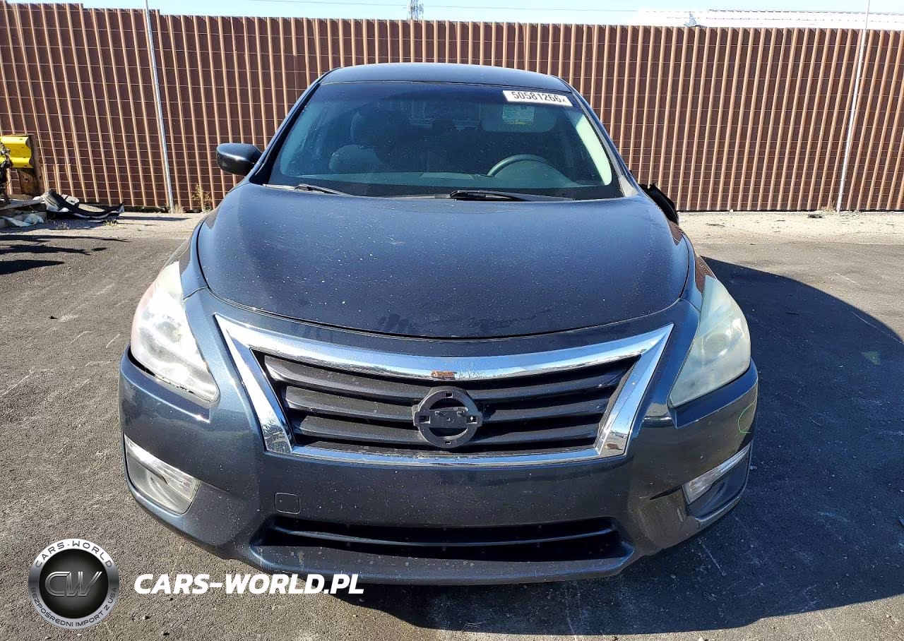 2015 Nissan Altima 2.5 S VIN:1N4AL3AP4FN384245 - 5