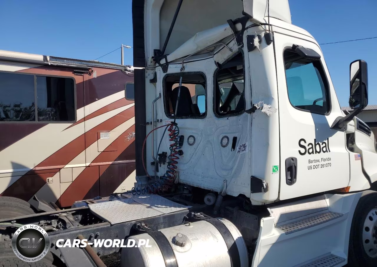 2020 Freightliner Cascadia 126 Semi Truck VIN:3AKJHLDV1LSLR6623 - 9
