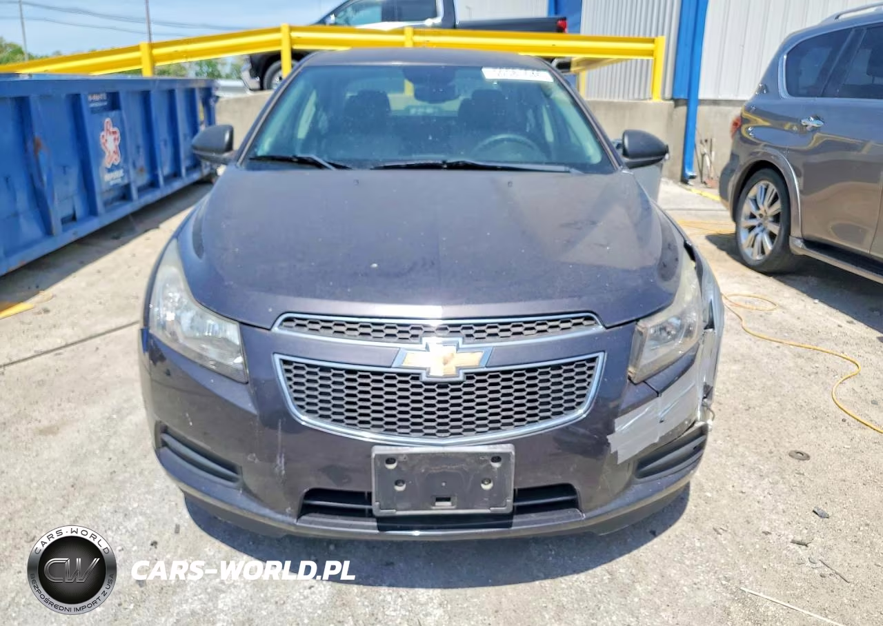2014 Chevrolet Cruze Ls VIN:1G1PA5SH1E7421468 - 5