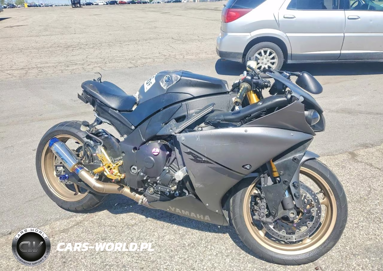 2014 Yamaha Yzfr1