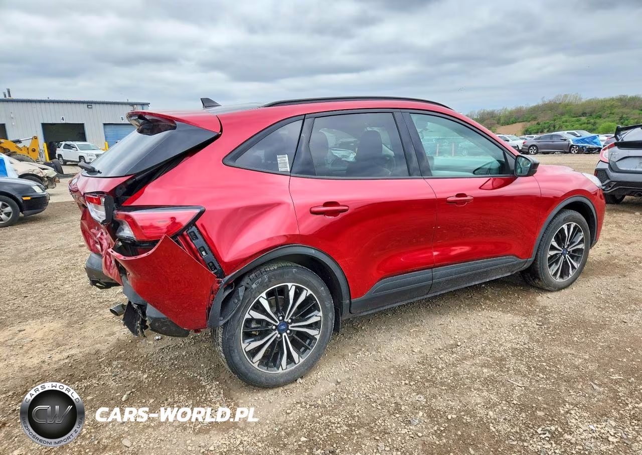 2021 Ford Escape Se VIN:1FMCU9G65MUA18648 - 3